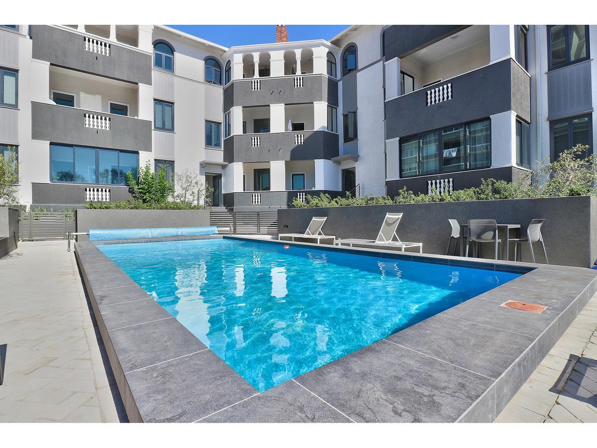 Greenpoint Apartments Cape Town Exterior photo