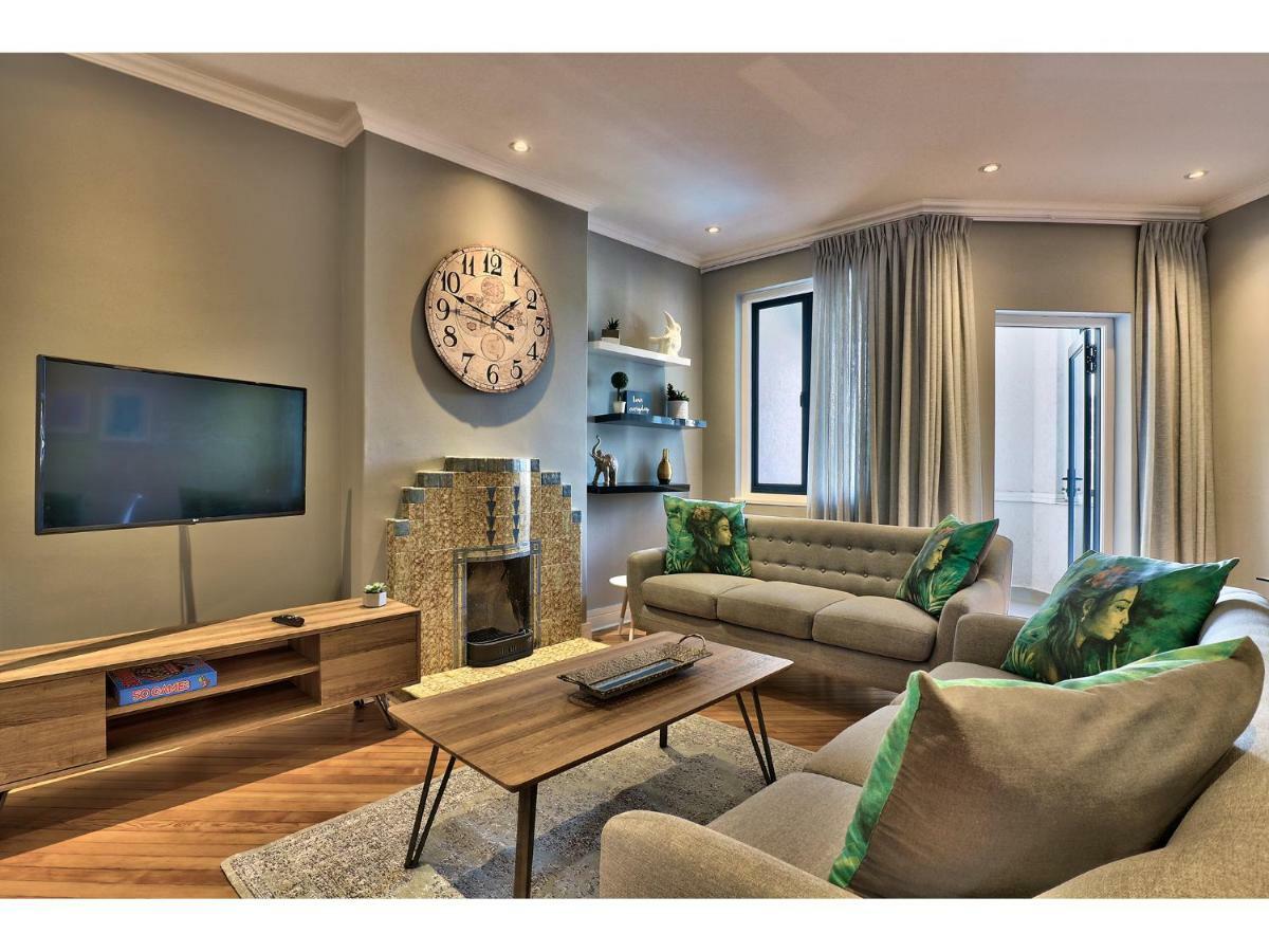 Greenpoint Apartments Cape Town Exterior photo