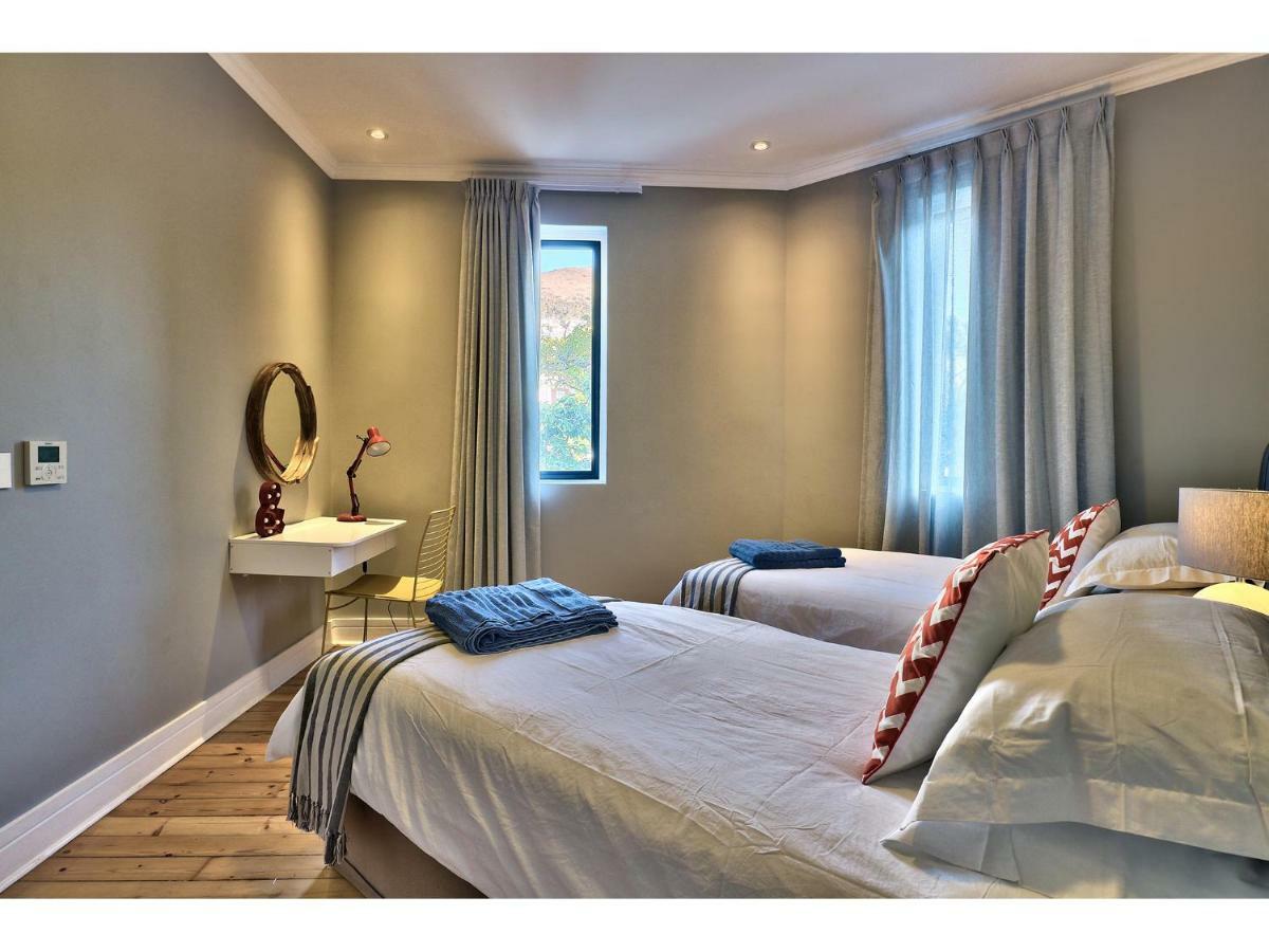 Greenpoint Apartments Cape Town Exterior photo