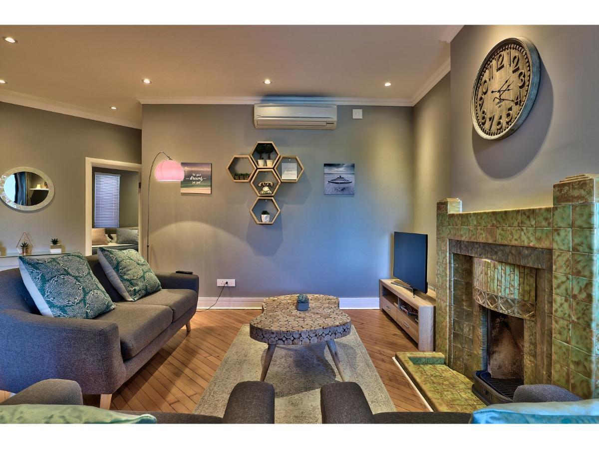 Greenpoint Apartments Cape Town Exterior photo